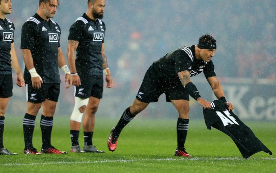 Munster piega i Maori All Blacks